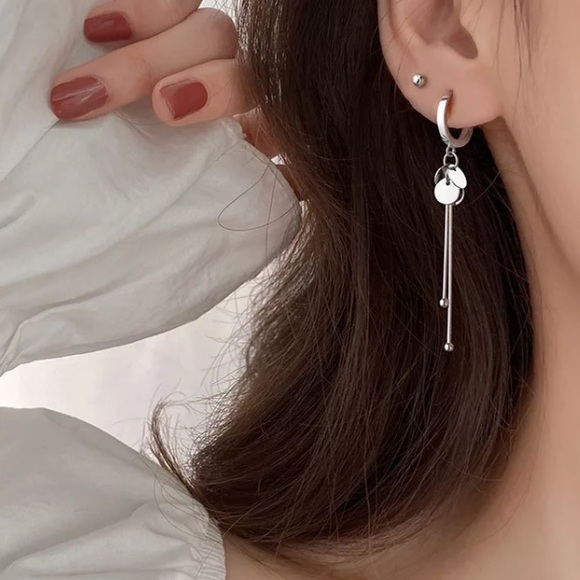 🌟 Sterling Silver Long Earrings - Picture 5 of 5